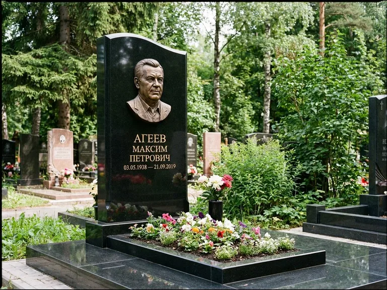 Памятник с барельефом — выполненная работа 13 в Пензе