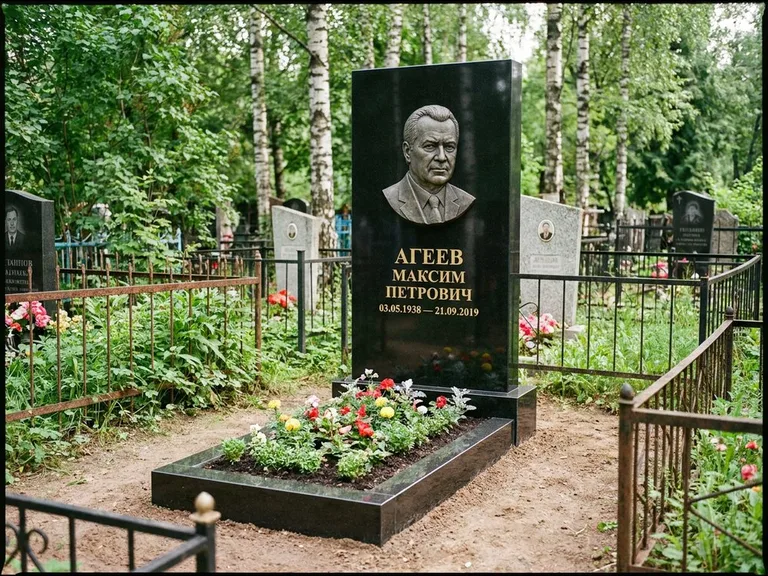 Памятник с барельефом — выполненная работа 1 в Пензе