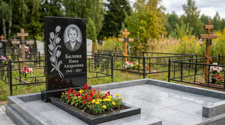 Памятник с гравировкой тюльпанов — выполненная работа «Белова» в Пензе