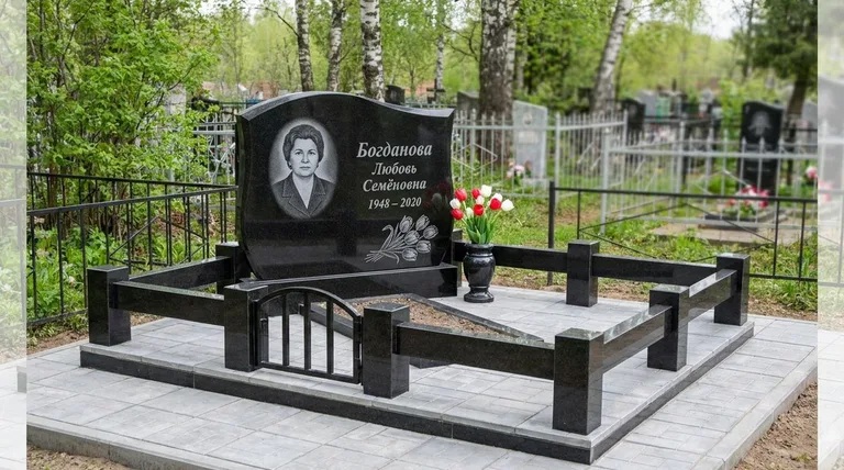Памятник с гравировкой тюльпанов — выполненная работа «Богданова» в Пензе