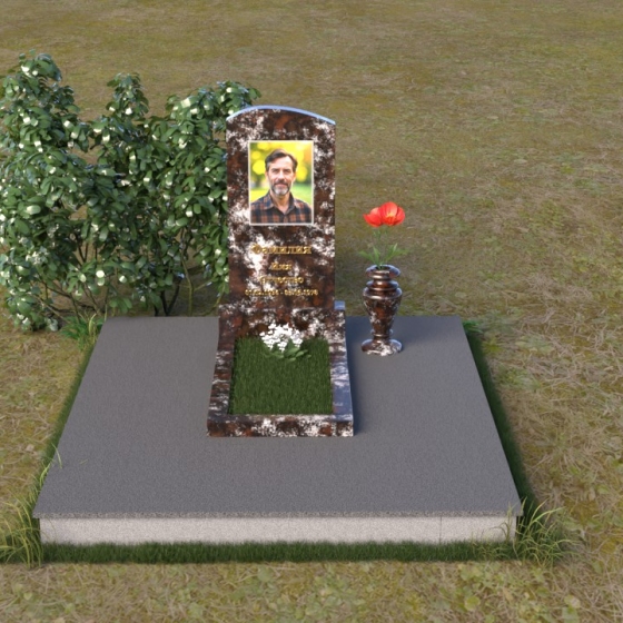 Фигурный гранитный памятник с мягким изгибом, гранит амфиболит, вид 3
