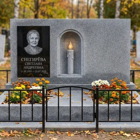 памятник свеча с портретом из серого мансуровского гранита