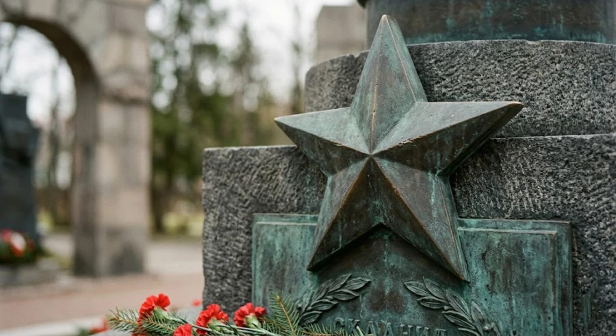 patina-na-bronzovoy-zvezde