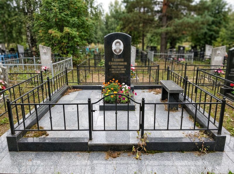 Благоустройство могилы в Пензе — пример 3